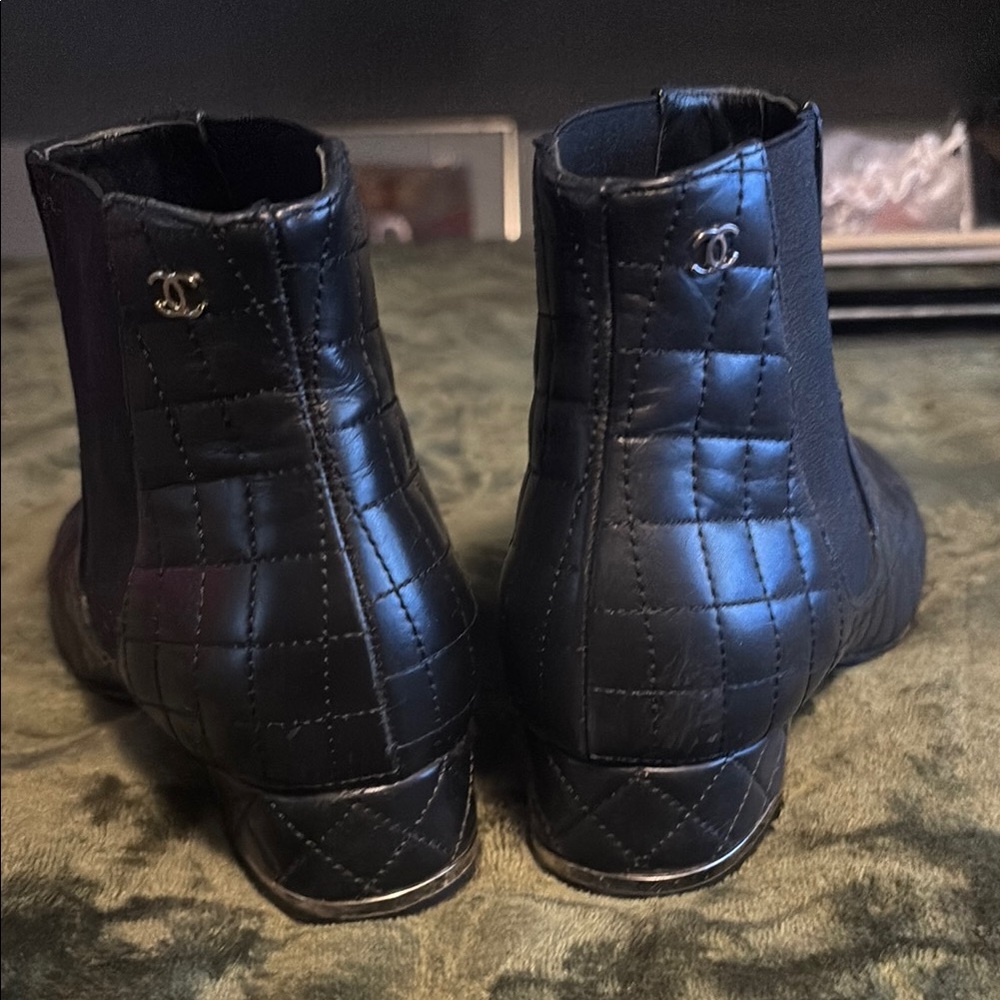 CHANEL Black Quilted Leather Boots